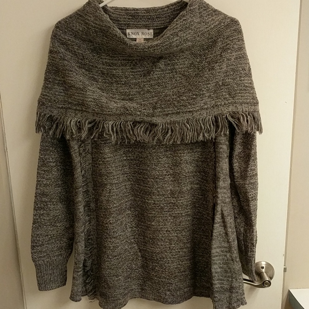 Beautiful Knox Rose sweater! Worn for 2 hours!